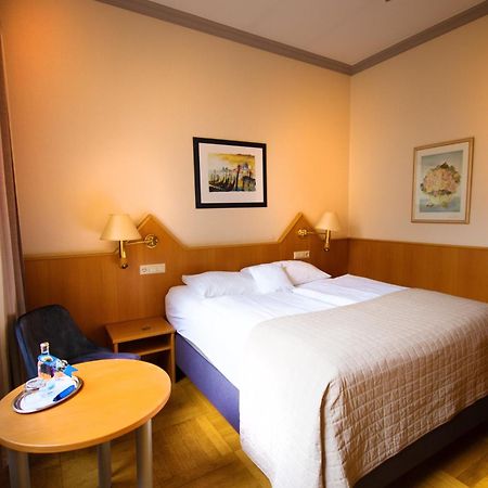 Komfort Hotel Am Kurpark Bad Homburg vor der Hoehe Luaran gambar