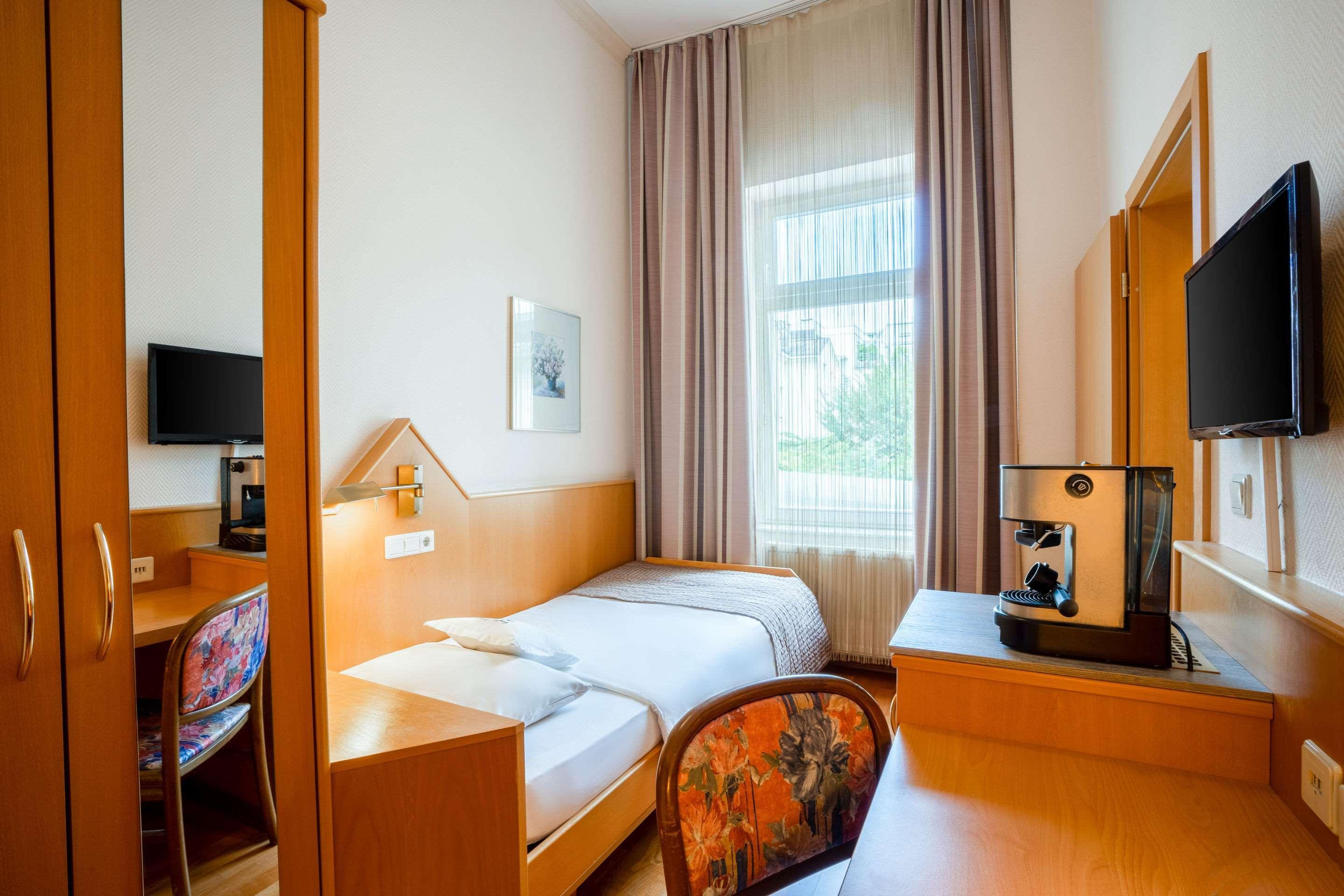Komfort Hotel Am Kurpark Bad Homburg vor der Hoehe Luaran gambar