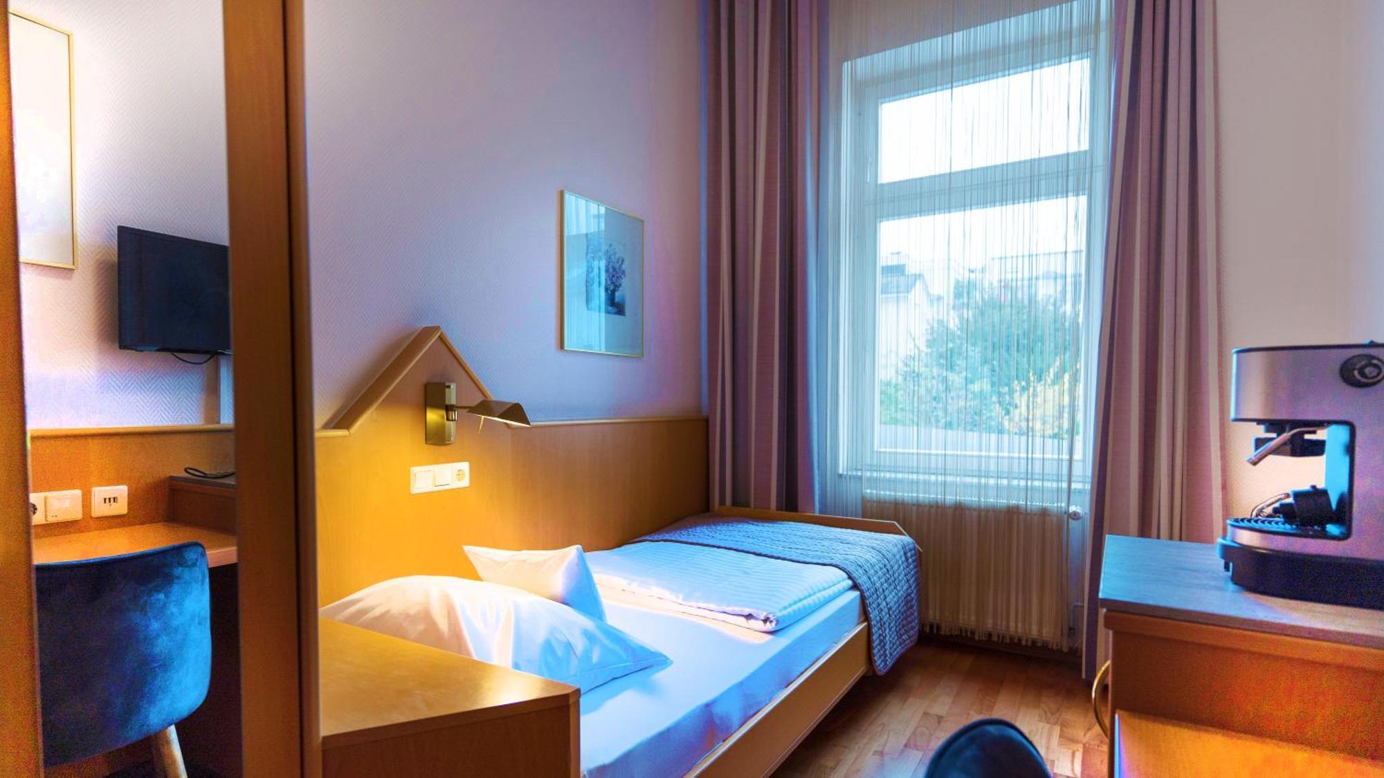 Komfort Hotel Am Kurpark Bad Homburg vor der Hoehe Luaran gambar