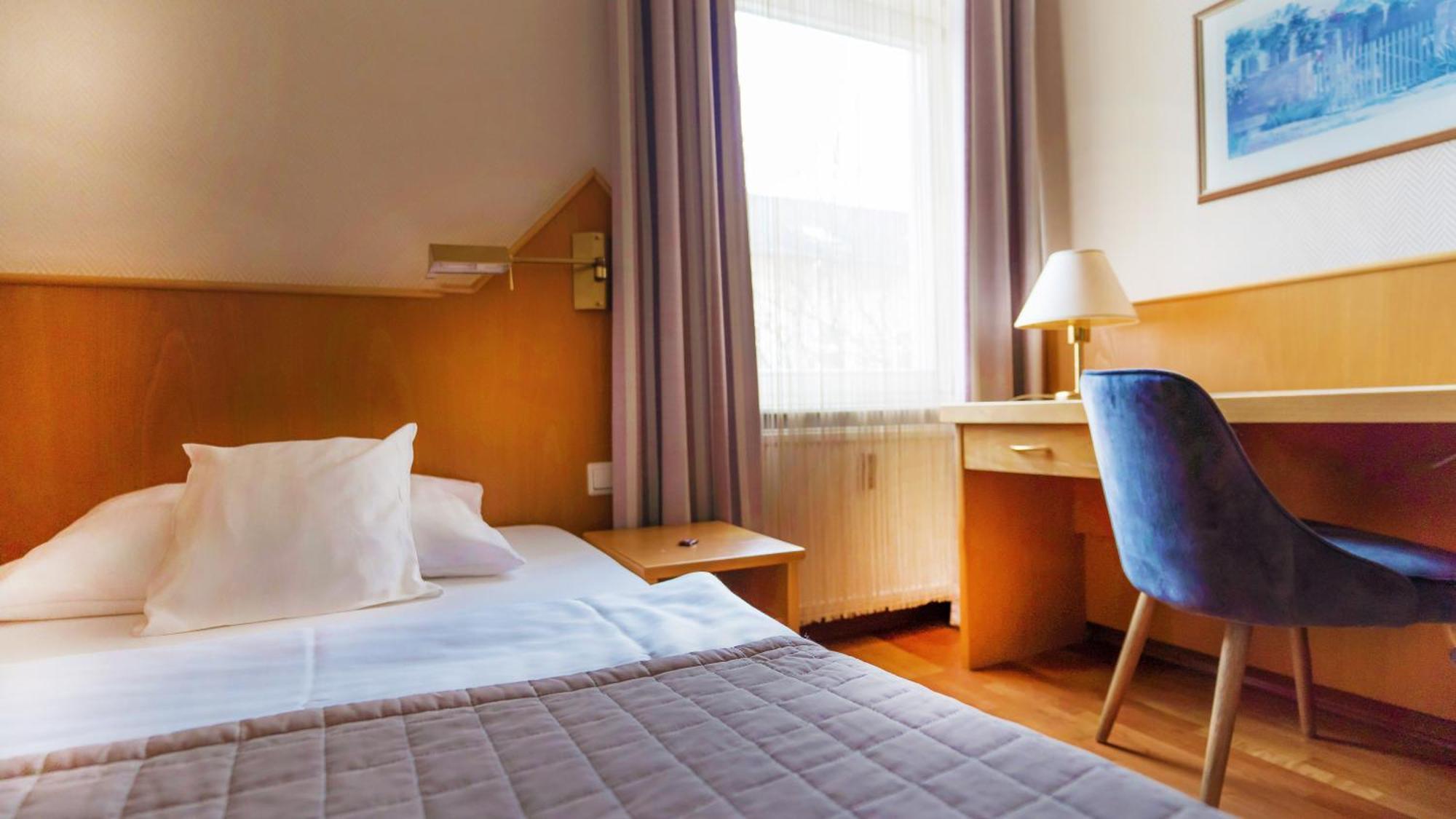 Komfort Hotel Am Kurpark Bad Homburg vor der Hoehe Luaran gambar