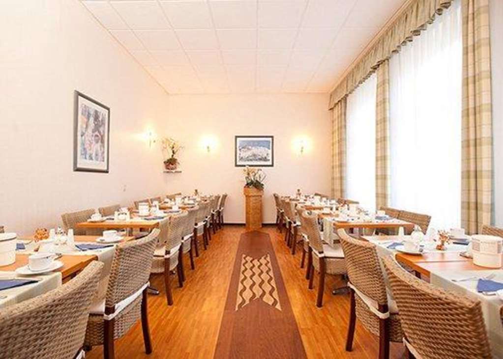 Komfort Hotel Am Kurpark Bad Homburg vor der Hoehe Restoran gambar